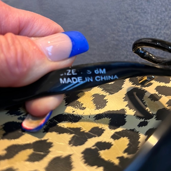 Kate Spade FLIP-FLOPS Cheetah Print Super Cute Size 6 - Picture 2 of 6